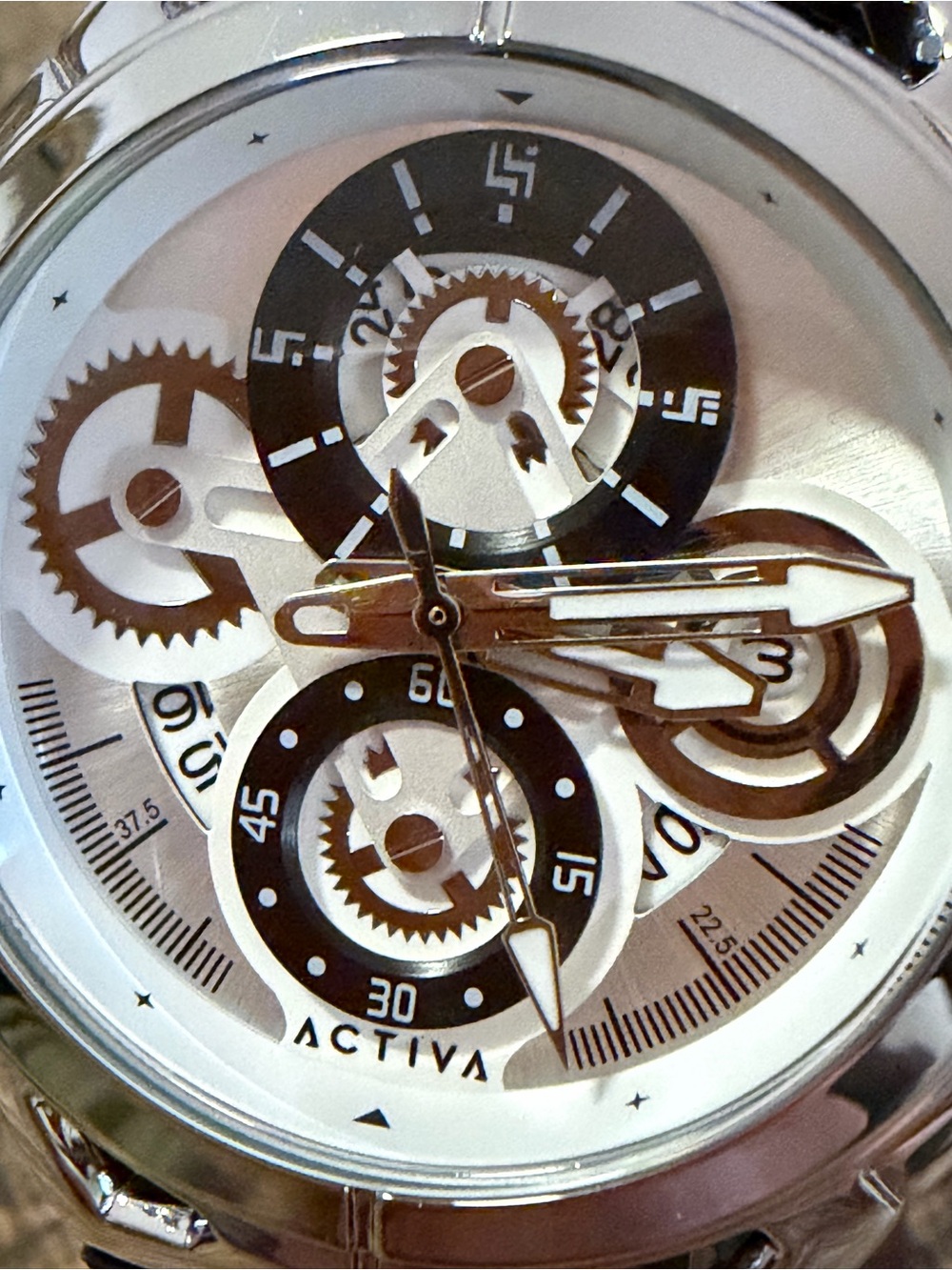 NEW Activa Drift X Invicta ACW9349-007 Silver Black 44mm NIB - Picture 2 of 7